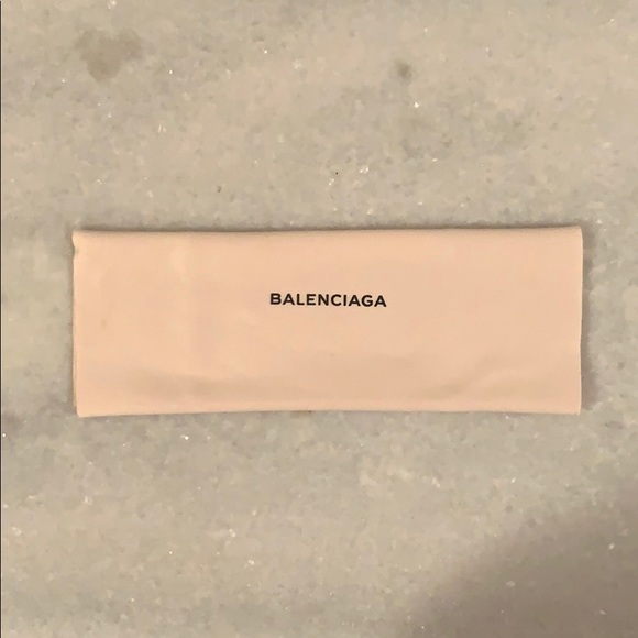 Balenciaga Round Sunglasses - Picture 7 of 8